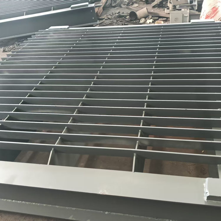 Stainless Steel Coarse Bar Screen Exported to Pakistan